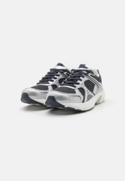 Even&Odd Trainers - Dark Blue/Silver -Even-Odd Store bb6abdb251fa47c8a36c07e36a579f89 scaled
