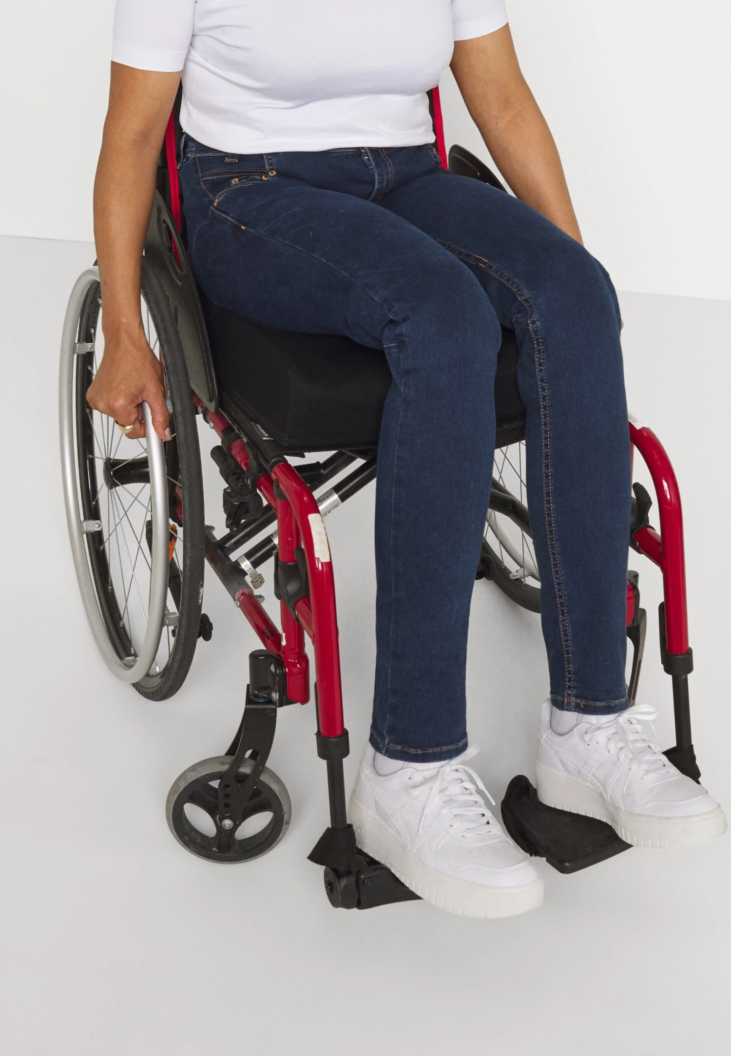 Even&Odd Slim Fit Jeans - Blue Denim 3 Even&Odd Slim Fit Jeans - Blue Denim - Image 3