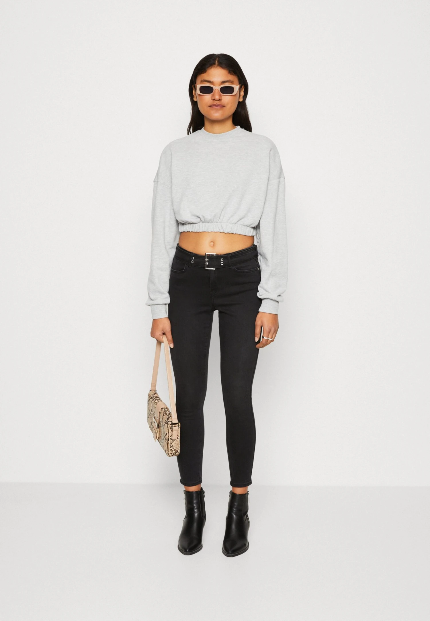 Even&Odd Sweatshirt - Light Grey 2 Even&Odd Sweatshirt - Light Grey - Image 2