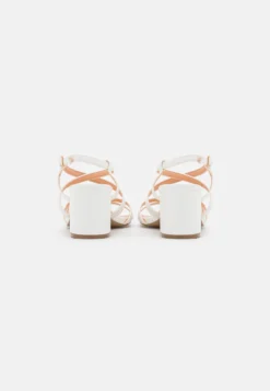 Wide Fit - Sandals - White -Even-Odd Store bf754c0a4f28468e8f892602e514057f scaled