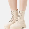 Even&Odd Lace-Up Ankle Boots - Beige