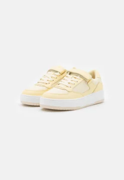 Even&Odd Trainers - Yellow -Even-Odd Store c9c1319710ef42f992bd8e675da8ec0d scaled