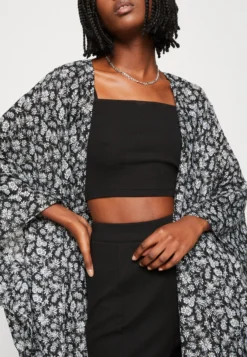 Even&Odd Daisy - Summer Jacket 11 Even&Odd Daisy - Summer Jacket -Even-Odd Store ca356ecd44e74a6ab551af98717ad8a0 scaled