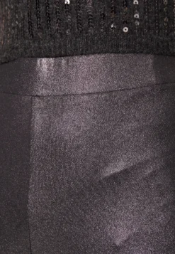 Trousers - Black/Silver -Even-Odd Store d20ae80bf08e49989e69004d7314c791 scaled