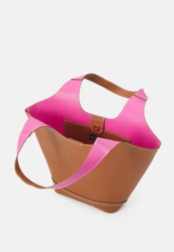 Even&Odd Tote Bag - Cognac -Even-Odd Store d21dc47dbf5149feac9ff82ade8aca2b scaled