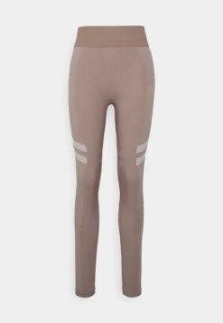 Seamless Power - Leggings - Taupe -Even-Odd Store d3841f27e2d04c0b8476fadb5ac38c29 scaled
