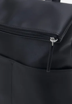 Even&Odd Rucksack - Black 7 Even&Odd Rucksack - Black -Even-Odd Store d40971af2aaf468c9fbc441faf4acfa3 scaled