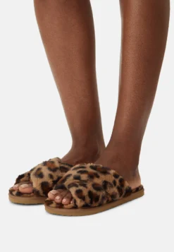 Even&Odd Slippers - Beige