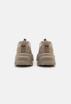 Even&Odd Trainers - Beige -Even-Odd Store d48d0b97f8a940a1908c290f7e4e7986 scaled