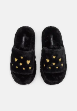 Even&Odd Slippers - Black 11 Even&Odd Slippers - Black -Even-Odd Store d6fa19566002462a85c54d93f215f343 scaled