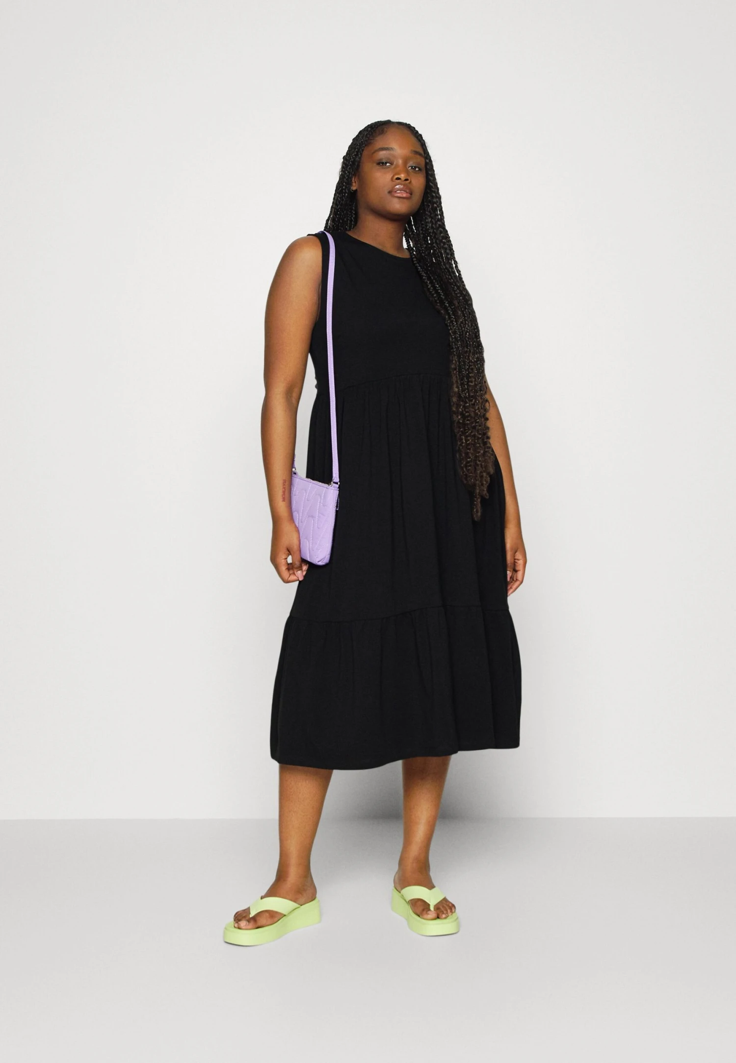 Sleeveless Dress- Day Dress - Black 2 Sleeveless Dress- Day Dress - Black - Image 2