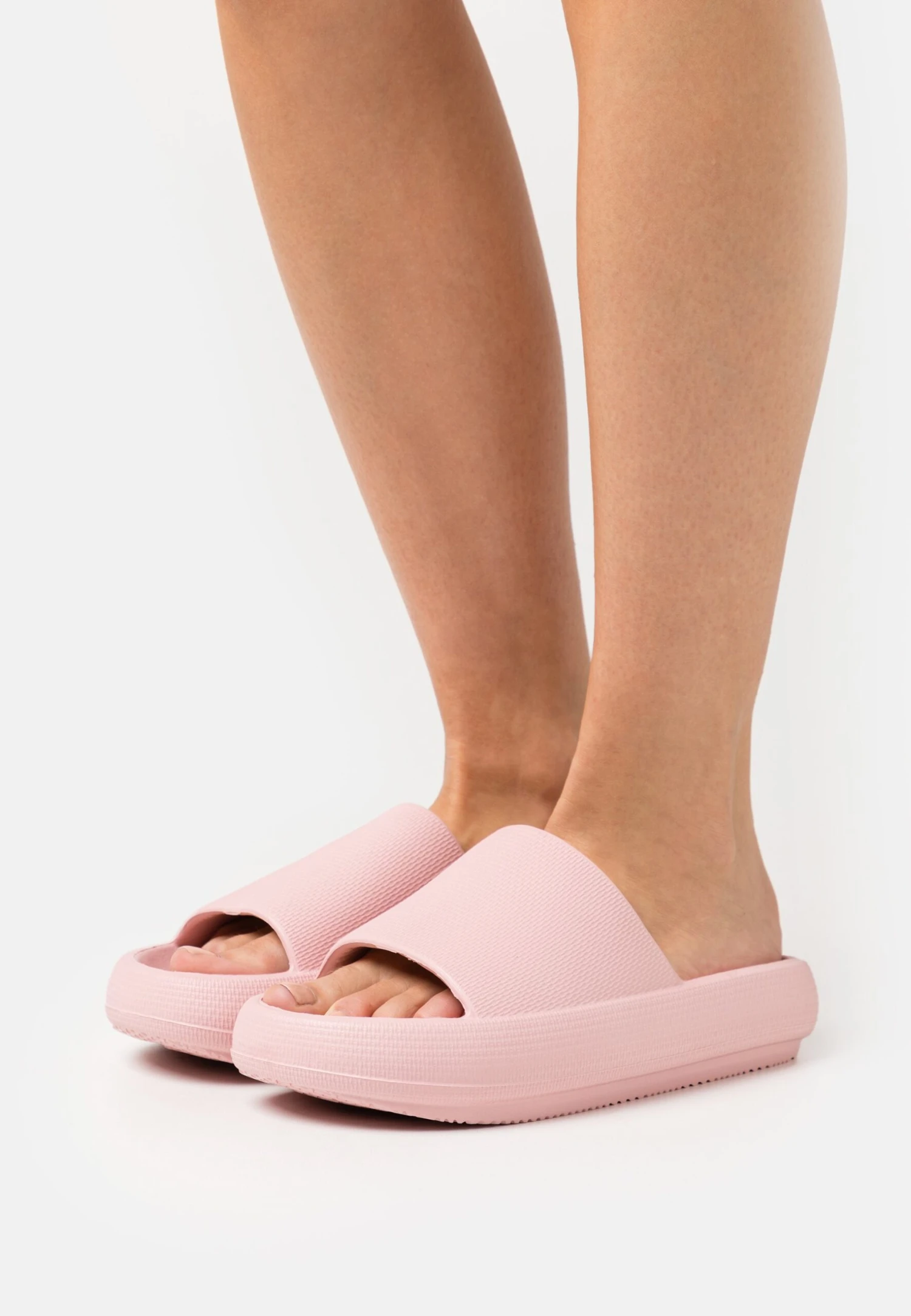 Even&Odd Pool Slides - Pink 1 Even&Odd Pool Slides - Pink