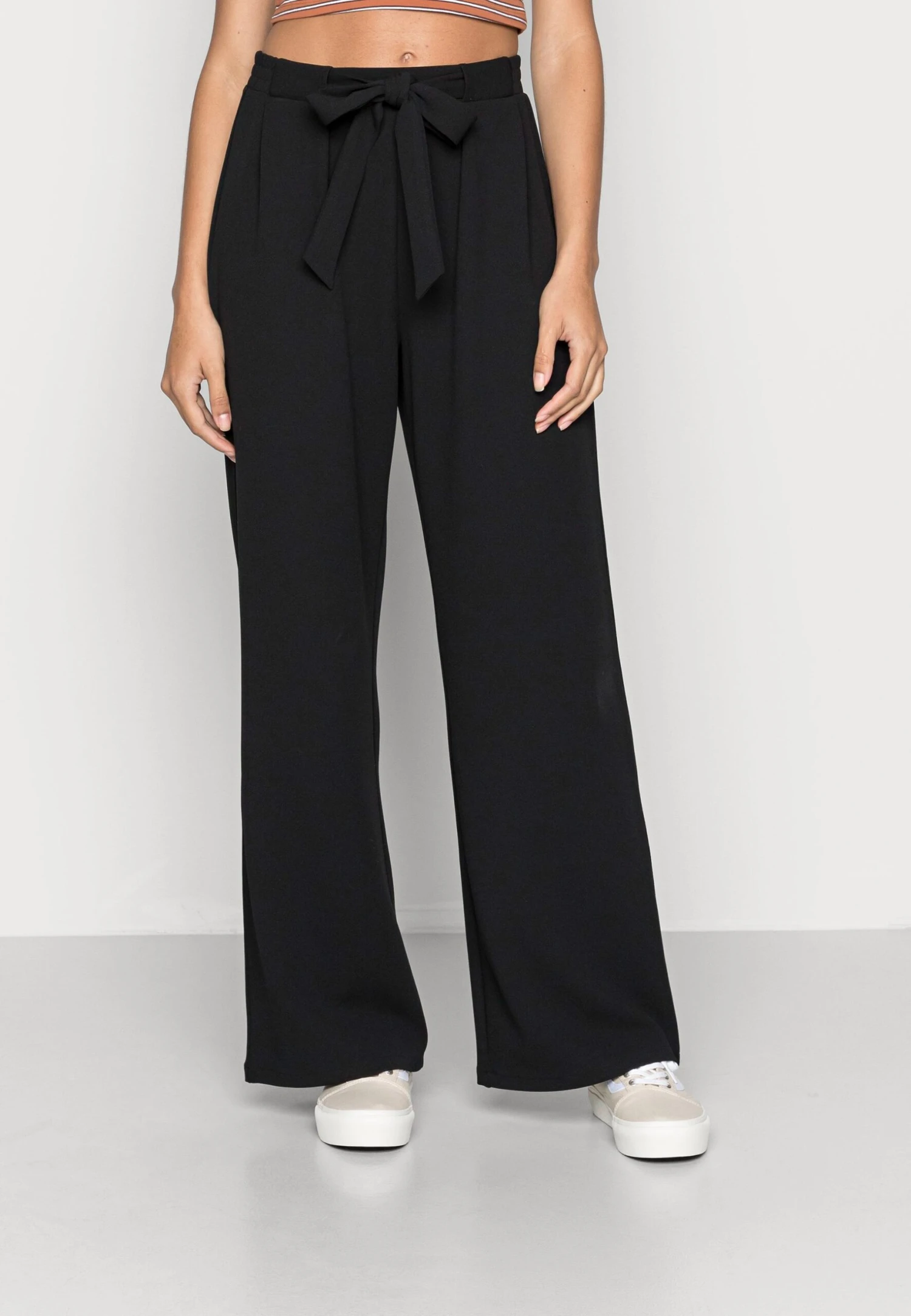 Even&Odd Belt Detail Wide Leg Pants - Trousers 1 Even&Odd Belt Detail Wide Leg Pants - Trousers