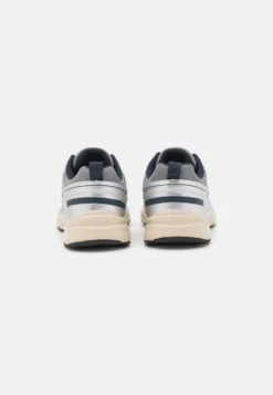 Even&Odd Comfort - Trainers - White/Silver/Dark Blue 9 Even&Odd Comfort - Trainers - White/Silver/Dark Blue -Even-Odd Store e91c6986d9cf489884e6d65444f18481 scaled