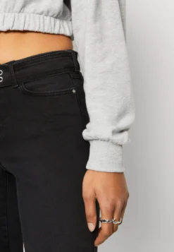 Even&Odd Sweatshirt - Light Grey 11 Even&Odd Sweatshirt - Light Grey -Even-Odd Store f050120194f74c4bb4932bbc8e9ad23c scaled